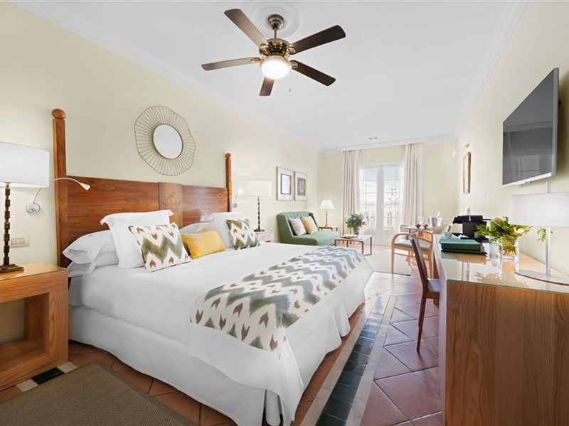 GRAN HOTEL BAHÍA DEL DUQUE RESORT & SPA - fotografie