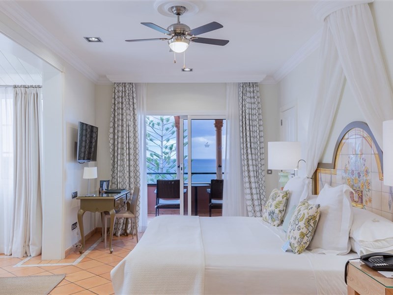 GRAN HOTEL BAHÍA DEL DUQUE RESORT & SPA - fotografie