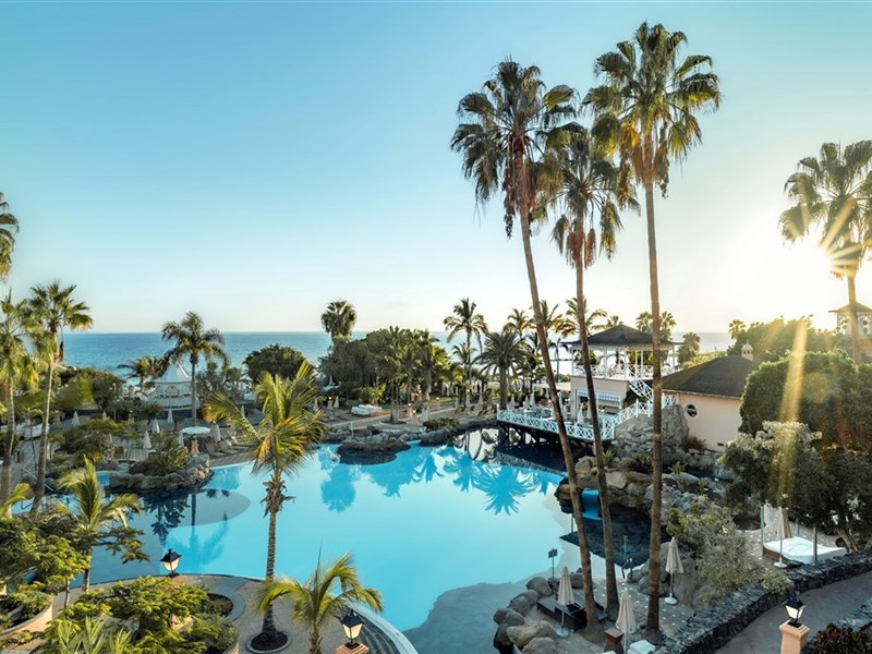 GRAN HOTEL BAHÍA DEL DUQUE RESORT & SPA - fotografie