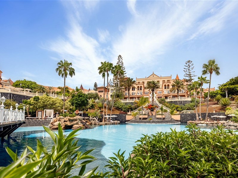 GRAN HOTEL BAHÍA DEL DUQUE RESORT & SPA - fotografie