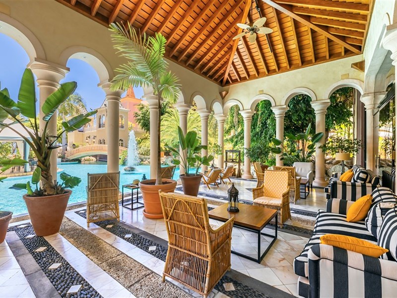 GRAN HOTEL BAHÍA DEL DUQUE RESORT & SPA - fotografie