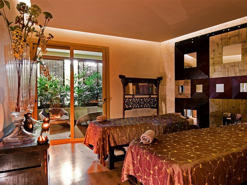 GRAN HOTEL BAHÍA DEL DUQUE RESORT & SPA - fotografie