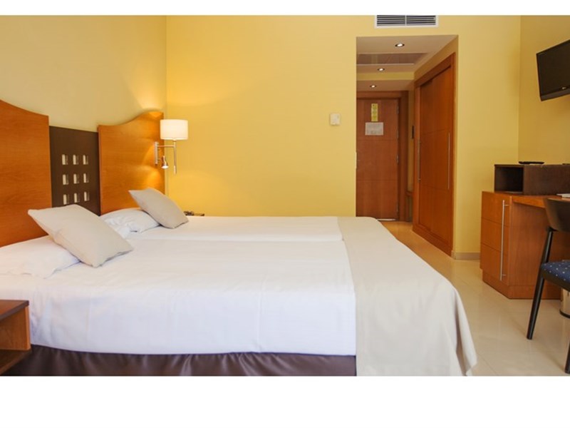 LIVVO COSTA TAURITO - fotografie