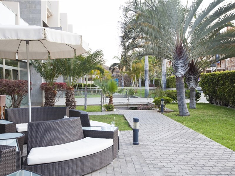 LIVVO COSTA TAURITO - fotografie