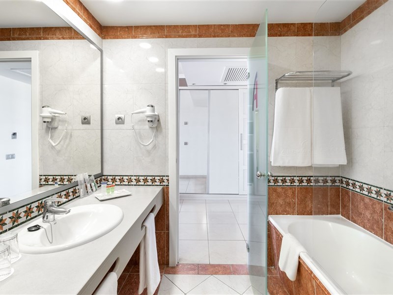 ALEXANDRE HOTEL LA SIESTA - fotografie