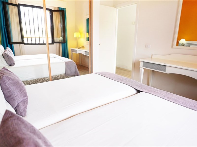 CORAL LOS ALISIOS - fotografie