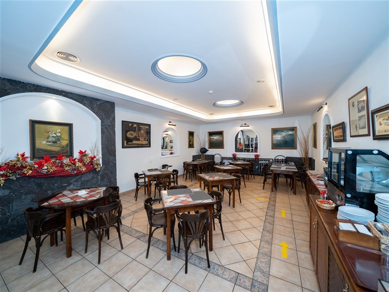 IDA INES - fotografie