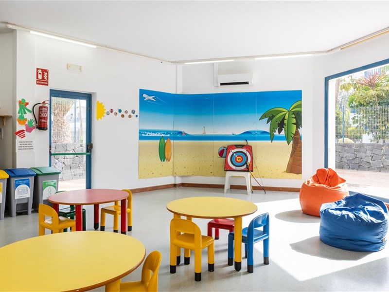 THB TROPICAL ISLAND - fotografie