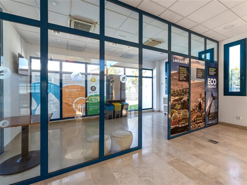 THB TROPICAL ISLAND - fotografie