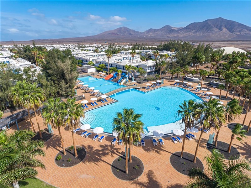 THB TROPICAL ISLAND - fotografie