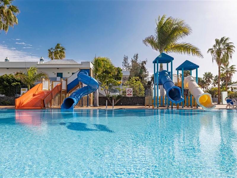 THB TROPICAL ISLAND - fotografie