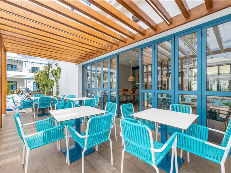 THB TROPICAL ISLAND - fotografie
