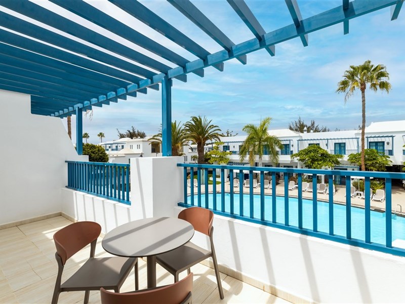 THB TROPICAL ISLAND - fotografie