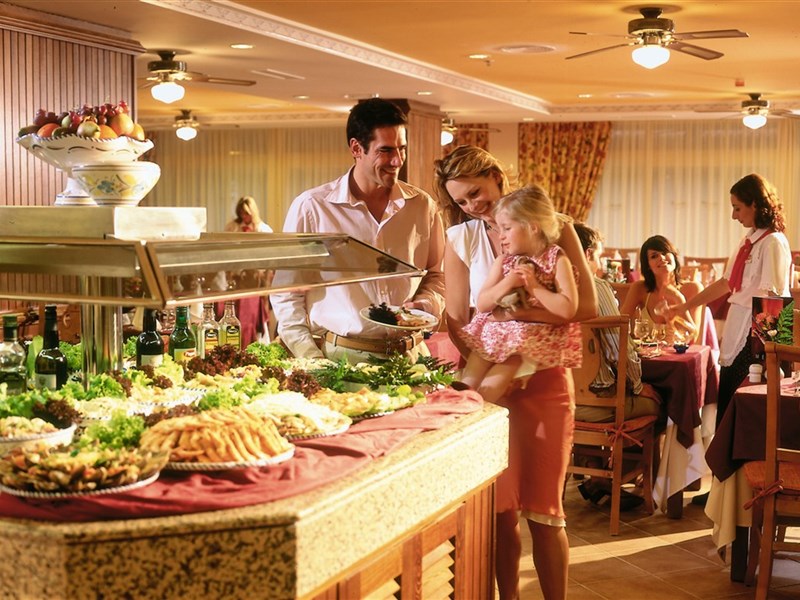 Restaurace