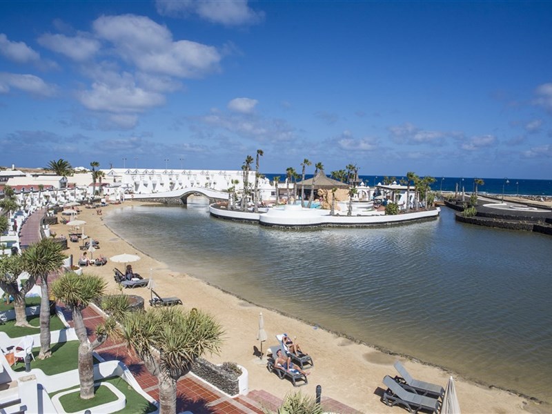 SANDS BEACH RESORT - fotografie